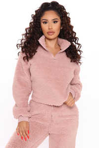 Chándal Sherpa de lana personalizado de alta calidad para mujer, chándal deportivo de lujo de talla grande, conjuntos de dos piezas de felpa para mujer - Product Image 3