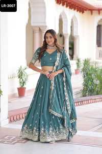 Lehenga choli lehenga choli คอลเลกชันงานแต่งงานออกแบบใหม่ล่าสุดผ้าเย็บปักมีคุณภาพดี - Product Image 5