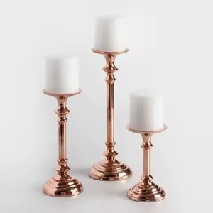 Portavelas de Pilar decorativo de aluminio para la decoración del hogar y la sala de estar interior Lightning - Product Image 3