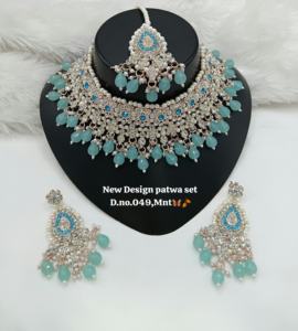 Lucentarts <b>Jewellery</b> Most Trendy Indian Wedding Engagement Zircon Studded Imitation Pearl Work Rose <b>Gold</b> Plated Ethnic Women - Product Image 2