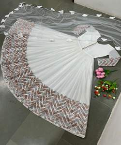 Fancy Exclusivo diseñador indio Lehenga Choli con blusa Diseñador tradicional indio desgaste precio más bajo mercado alfanumero - Product Image 6