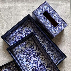 Bandeja de almacenamiento de madera de última generación con caja de pañuelos y posavasos para organización de cocina - Product Image 1