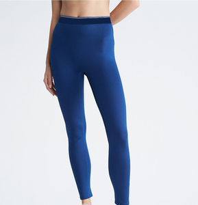 Ensemble d'entraînement Gym Fitness sans couture personnalisé pour femmes costume de short de Yoga athlétique vêtements de sport à motifs solides direct d'usine - Product Image 4