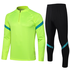 ชุดฟุตบอลพิมพ์ลายชื่อทีมและโลโก้ของเยาวชน - Product Image 5