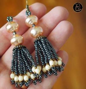 Pompon fait main pour l'artisanat, la fabrication de bijoux, les boucles d'oreilles, les sacs, les porte-clés, accessoires, matière en coton, vente en gros, couleurs personnalisées, option d'usine - Product Image 6