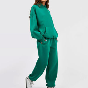 Bas taux vente chaude nouveau Design Logo personnalisé hommes survêtement élégant respirant Durable matériau souple décontracté solide - Product Image 6