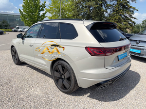 Volkswagen Touareg 2024 SUV Automatique Essence Turbo Phares LED Intérieur Cuir Toit Panoramique Jantes Alliage R20 - Product Image 6