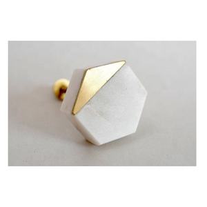 Boutons de meuble en agate de marbre hexagonale faits à la main en gros, poignées de tiroir en pierre naturelle, meubles polis, motif de style amour - Product Image 6