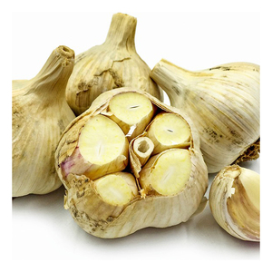 Bulbos de ajo naturales puros, aroma intenso recién cosechado, perfecto para sopas, guisos, condimentos y platos culinarios - Product Image 4