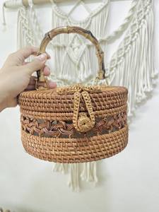 Bolsa de mimbre superventas al por mayor con asa de bambú nuevo diseño 2024 - Product Image 4