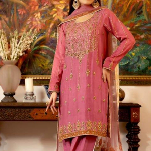 NEW--TRENDY--DESIGN de broderie sur KURTA avec la robe SALWAR embellit les perles de verre cristal, DABKA travail pour les tenues de fête @ 2023 - Product Image 1