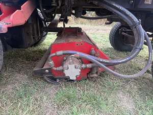 TORO LT-F3000 4WD 2016, tondeuse à fléaux à 3 gangs, moteur diesel Kubota, moteur et pompe de 34 CV, largeur de coupe de 2,4 à 3 m, cabine complète et climatisation - Product Image 3