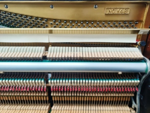 เปียโนอะคูสติกตั้งพื้น รุ่น Top Kawai K48 สีดำ สำหรับนักดนตรีมืออาชีพ เปียโนมือสองจากญี่ปุ่น ทำจากไม้แท้ 88 คีย์ - Product Image 4