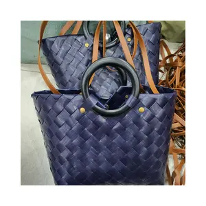 Sac à main en PU noir personnalisé pour femmes, fourre-tout de bureau pour femmes, sac à main de luxe pour apporter des affaires - Product Image 1