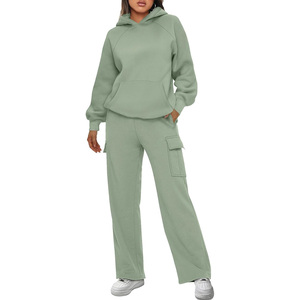 Streetgrace OEM Ensemble de survêtement deux pièces vintage pour femme, coupe personnalisée avec logo en tissu doux, options de marque de marque privée - Product Image 1