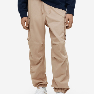 Survêtement de sport personnalisé uni pour service de gym Oem Survêtements usine OEM pour hommes coupe ajustée fermeture éclair complète personnalisé pour jogging pour hommes - Product Image 5