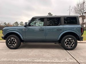 รถยนต์ฟอร์เรด บรอนคอล รุ่น Outer Banks SUV ปี 2022 5 ที่นั่ง ภายในตกแต่งด้วยหนัง ไฟ LED หลังคาพาโนรามา ยาง R20 - Product Image 4