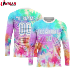 Uniformes de football sur mesure pour hommes et femmes Nouveau design Vêtements de sport personnalisés Nom Numéro OEM Maillots de football Ensemble Style 100% - Product Image 3