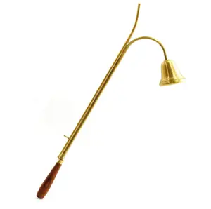 Modern Design Kaars Vlam Trimmer Goud Kleur Kaars Snuffer Met Bamboe Houten Handvat In Redelijke Prijzen