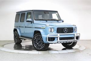 Mercedes-Benz Clase G AMG G 63 4MATIC 4dr SUV 2025 Usado en Buen Estado, Redefiniendo la Experiencia - Product Image 2