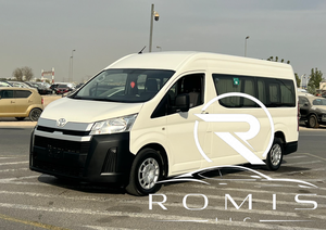 TOYO_TA HIACE 2023 FWD Van Turbo Diesel con Telecamera Posteriore a 360° e Sedili Illuminati - Product Image 3