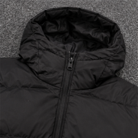 Veste d'hiver décontractée pour homme, longue, à capuche, style bomber, rembourrée en duvet, coupe-vent, avec logo sur le devant, noire, en polyester, fermeture éclair