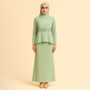 Nouveauté 2 pièces en coton respirant Baju Kurung pour femmes, robe musulmane longue brodée à la main, ensemble de grande taille pour mariages - Product Image 5