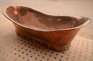 Baignoires en cuivre modernes et écologiques de qualité supérieure fabriquées pour une décoration de salle de bain confortable et sans fin chez Regal Metal World - Product Image 6