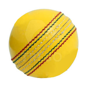 Balle de cricket sur mesure en gros nouveau design matériau souple léger pour les amateurs de sport - Product Image 3