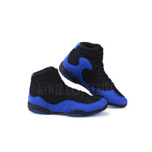 2024 diseño gran oferta zapatos de boxeo antideslizantes profesionales cómodos zapatos de lucha de entrenamiento ligeros - Product Image 1