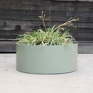 Stylish Metal <b>Planter</b> Set with <b>Tray</b> Ideal for Indoor Plants Durable Lightweight and Perfect for Modern Home Decor - Product Image 4