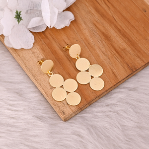 ต่างหูแบบห้อยทรงเรียบ ชุบทองเหลืองคุณภาพสูง งานแฮนด์เมด ผิวด้าน ชุบทองเหลือง ของขวัญวันครบรอบ - Product Image 6