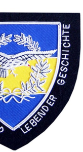 Venta al por mayor de alambre de lingotes de 100% de alta calidad precio a granel nuevos diseños OEM insignias bordadas a mano - Product Image 6