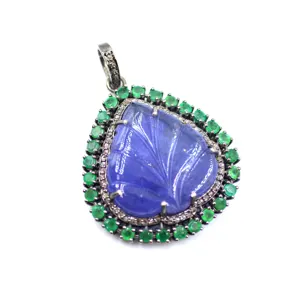 Pendentif en argent sterling 925 avec tanzanite naturelle, motif feuille sculptée lisse, serti clos, bijou romantique et tendance, idéal comme cadeau - Product Image 1