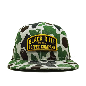 Écusson tissé personnalisé brodé 3D OEM Nouveau Camouflage Conception Snapback Cap Flat Bill Haut Profil Chasse Snapback Sports Cap - Product Image 1