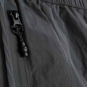 Short en maille respirant de sport pour hommes de grande taille, imprimé personnalisé de couleur unie pour les magasins de surf, méthode de tissage tricoté - Product Image 5