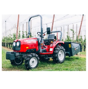 รถแทรกเตอร์ขนาดเล็ก Massey Ferguson 1520 มาพร้อมกับเครื่องยนต์ดีเซล 3 สูบ 19.6 แรงม้า ระบบขับเคลื่อน 4 ล้อ และระบบ HST 3 ระดับ - Product Image 2