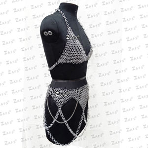 Haut licou sans manches en aluminium d'inspiration médiévale Léger et confortable Polyvalent pour diverses occasions - Product Image 2