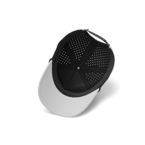 Casquette de golf respirante OEM avec cordon, visière incurvée, perforations laser et broderie personnalisée pour la performance athlétique - Product Image 5