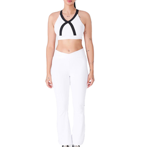 Conjunto Deportivo de Dos Piezas para Mujer en Oferta, Leggings Deportivos Sin Costuras y Sujetador de Compresión para Yoga y Gimnasio, Diseño OEM, Conjunto de Yoga para Mujer - Product Image 1
