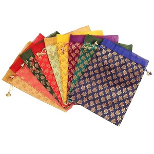 Banarasi Floral Brocade Potli <b>Bag</b> With Pearl Handle &Tassel Ethnic Wedding Purse Women s Handbag for Wedding and Festival Favors - Product Image 5