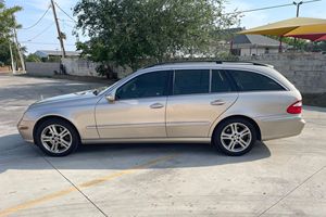 Offre exceptionnelle : Mercedes-Benz E 500 4MATIC Wagon d'occasion de 2005 - Product Image 3