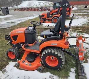 Tracteur agricole 4x4 10 CV haute productivité BX2680RV60 modèle 2019 à vendre - Product Image 2