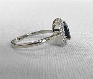 แหวนทองคำขาว 10K วินเทจ ประดับพลอยไพลินสีน้ำเงินแท้ทรงรี ประดับเพชรโมอิสซาไนต์ทรงรัศมี แหวนคลาสสิกสำหรับเป็นของขวัญวันครบรอบสำหรับคนรัก - Product Image 4