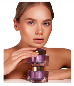 Achetez en gros la crème hydratante régénérante Lunalis, crème pour le visage nourrissante, solution anti-âge pour les femmes adultes, peau normale (50 ml) - Product Image 1