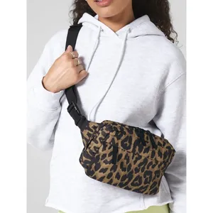 Borsa a Tracolla Sostenibile con Stampa Leopardata, Porta Gadget Promozionale - Product Image 1