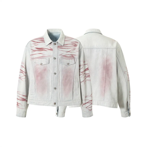 Chaqueta vaquera con logotipo personalizado, chaqueta vaquera teñida con spray lavada con ácido y suciedad para mujer - Product Image 1