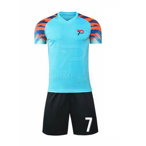 Uniforme de football pour hommes respirant sur mesure, prix de gros, uniforme de football 100% polyester - Product Image 1