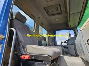 Camion benne d'occasion Mercedes-Benz 3240 8x4 de 1998, capacité 50t, diesel, poids lourd, pour transport et travaux d'ingénierie - Product Image 5