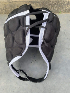 Custom 7On7 Youth Rugby Soft Helmet EVA Material Flag Football Head Guard para deportes acuáticos - Product Image 4